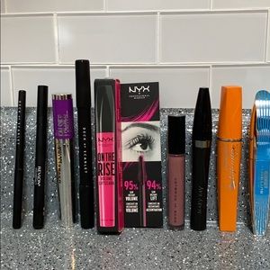 9 Piece makeup bundle